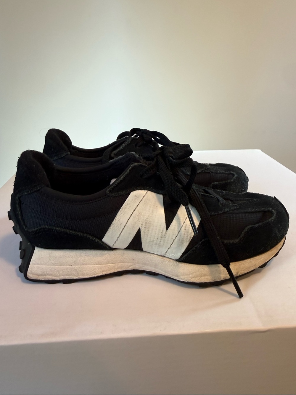 New Balance Kids 327 Black Size US 13 #Lux-K-SH - Picture 2 of 5